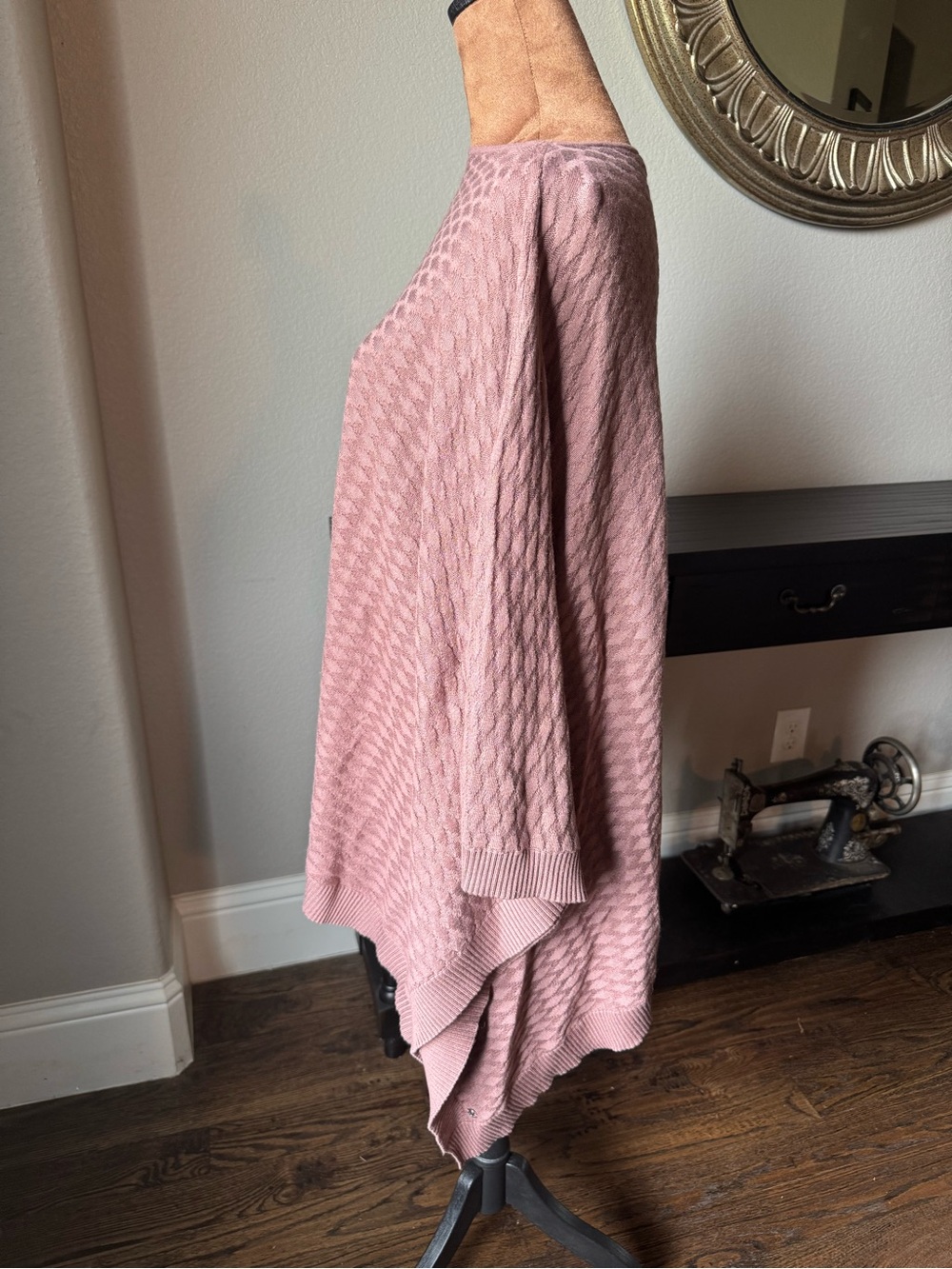 lululemon Divinity Cashmere-blend Poncho in Spanish Oak SPNO NWOT OS - Picture 3 of 11